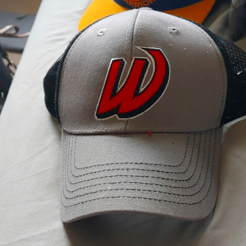 Snap back ball cap